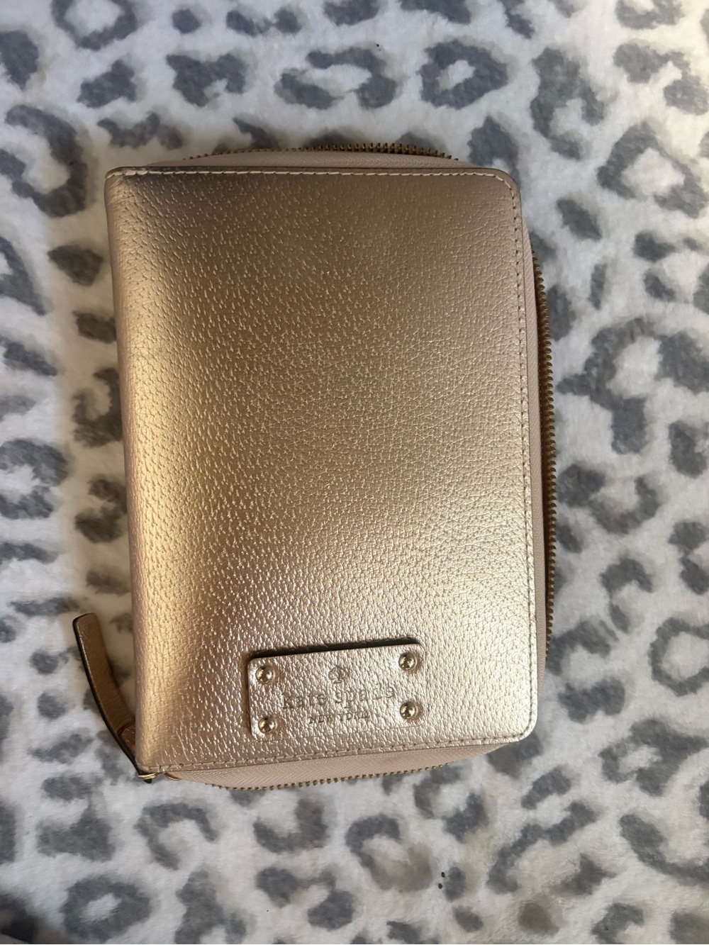 Kate Spade Metallic Rose Gold Zip Around Planner